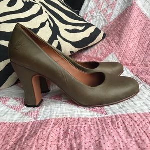 Fluevog Miracles Medugorje Pumps in Olive
